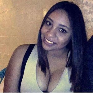 Meet your Posher, Yolanda